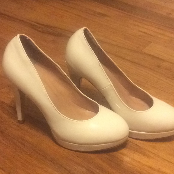 cream colored heels